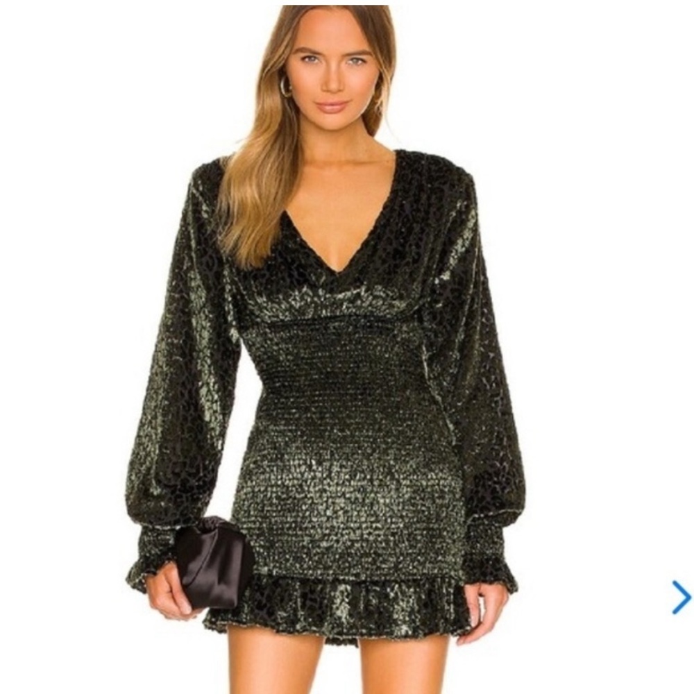 NEW Lovers and Friends Edith Smocked Mini Dress size Medium